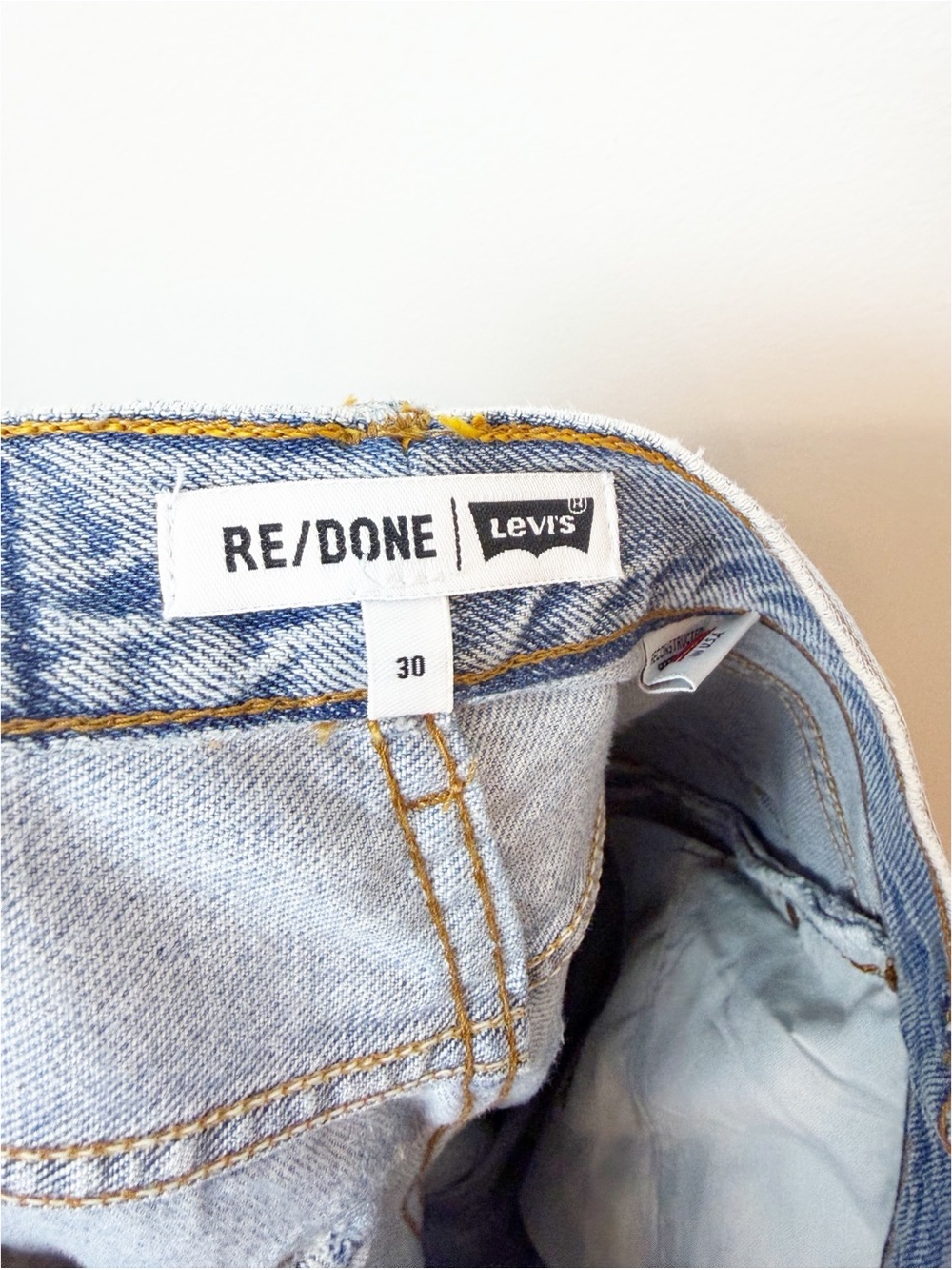 Re/Done x Levi's | High Rise Distressed Vintage Jeans - Picture 6 of 10
